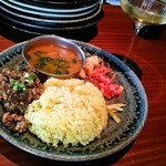 ディッシーズカレー - 2種のcurryコンビプレート