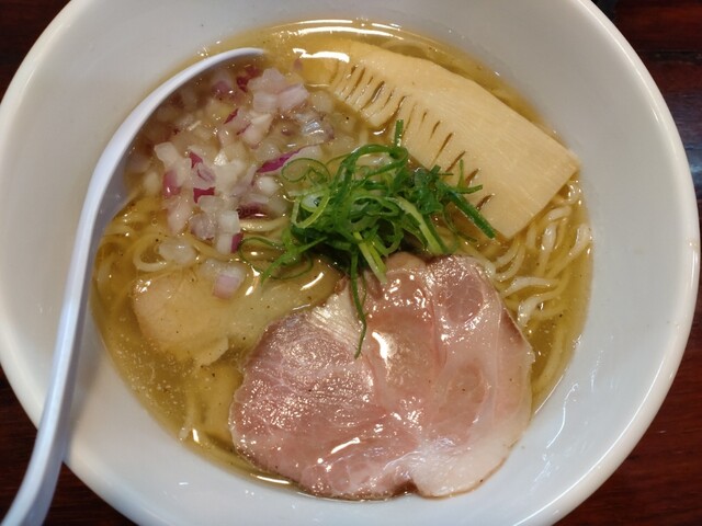 焼きあごと貝のらーめん塩