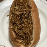 ダルブル - 料理写真:焼きそばパン@270円