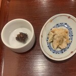 吾妻橋 やぶそば - お通し蕎麦味噌、わさび漬け