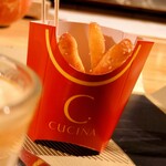 クッチーナ - クッチーナ名物(？)フライドポテト (๑^◡^๑)