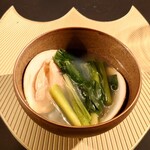 クッチーナ - ハマグリのスープ。大きなハマグリが入ってましたよ♡