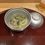 和食 なり - しょっつるお椀　新玉ねぎと貝