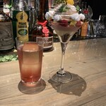 SWEETS BAR ASHIOTO - モンブランのパフェ（カクテルと）
