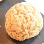 ル・ジュー・ドゥ・ラシエット  - ランチ7皿コース 5040円 のキャラメルクリームのシュークリーム