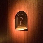 rest - お店のエンブレム