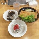 天八うどん どんでん - でんきつね（うどん） ¥490
おにぎり 1個¥130