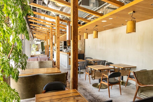 座席 : 800°DEGREES CRAFT BREW STAND （エイトハンドレッド