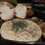 ワイン酒場。LONGING HOUSE 軽井沢 - 