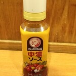 大衆食堂 てんぐ大ホール - 付いてくるソース
