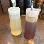 らーめんONE - 味変用 酢とラー油 ♪
