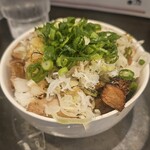 麺奏 弥栄 - 肉ネギごはん（400円）