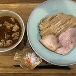 いかれたヌードル フィッシュトンズ - 