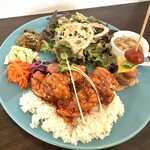 ソレイユカフェ - 月替わり【ピリ辛！ヤンニョムチキンプレート】ランチ！