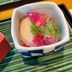 季節料理　あら珠 - レモンを絞ると色が紫に変化！