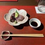 りょうり屋 もと - 鰹、イサキのお造り