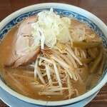 麺屋 八 - 味噌ラーメン大盛1080円