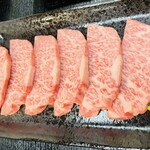 焼肉とワイン 八孝 - 