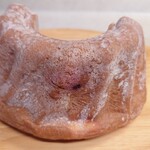 I WORKS BAKERY - チョコとラズベリーとクリームチーズのクグロフ