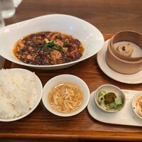 正宗広東私房菜サワダ 梅田エスト店 -  正宗広東私房菜サワダ 梅田エスト店 -