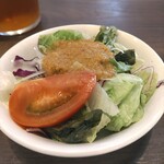 Italian Kitchen VANSAN - サラダと紅茶