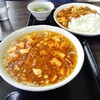 中華料理 桃菜 - 麻婆麺、麻婆飯、各950円