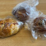 パンのマグ - この日購入したパンは３種類です。