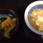 五頭の山茂登 - 小鉢と漬物