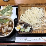 満つ乃手打そば - 盛りうどん（大盛）+肉汁+天ぷら（サービス）