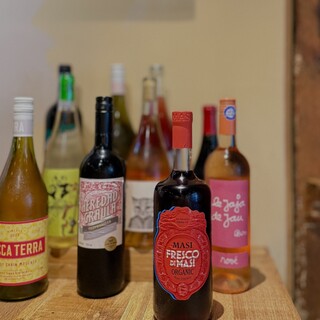 ワイン多数置いてます