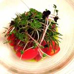 ダルマット - まぐろのカルパッチョサラダ