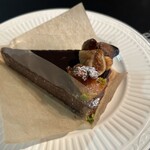 fika. - 生チョコレートのタルト