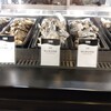 エイス シー オイスターバー&グリル - 店内のショーケース