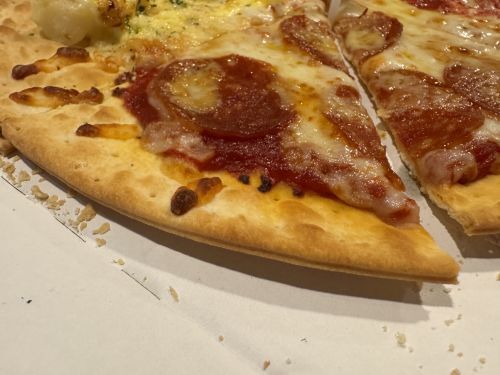 ピザハット 旭川4条通店（Pizza Hut） - 旭川（ピザ）の写真