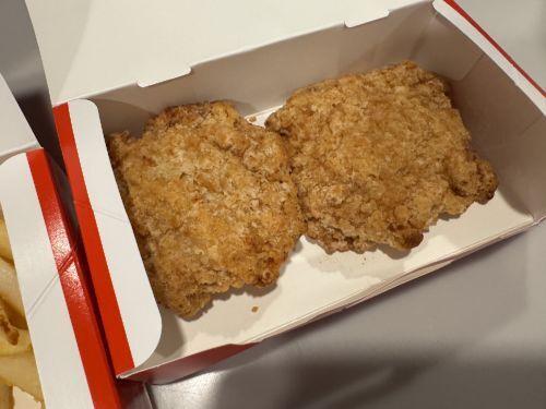 ピザハット 旭川4条通店（Pizza Hut） - 旭川（ピザ）の写真