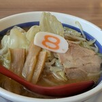 ８番らーめん - 料理写真:
