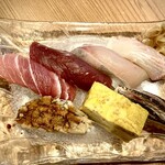 すしやのたい悟 - ◆握り（酢飯、少なめサイズ）・中トロ、赤身、カンパチ、ヒラメ、カマス炙り、穴子、たまご
