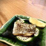 すしやのたい悟 - ・太刀魚塩焼き／レモン
