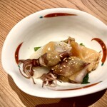 すしやのたい悟 - ・ぬたあえ／ホタルイカ、トリ貝、平貝、　　　　　　　　貝紐、菜の花