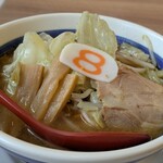 8番らーめん - 料理写真: