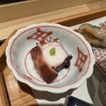 鮨 こん藤 - 塩茹でした蛸（千葉県大原)