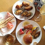 Hyatt Regency - 三日目のラウンジ