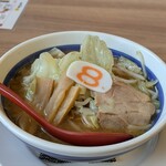 ８番らーめん - 料理写真: