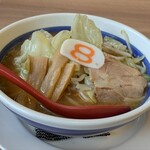 8番らーめん - 料理写真:
