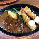 元町キッチン - 料理写真:バーグ＋エビフライ