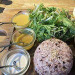 やさいの王様 - 雑穀米  サラダ ドレッシング3種