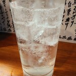 魚虎千両 - レモンサワー600円