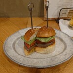No.18 - スタンダードバーガー(ハーフカット)