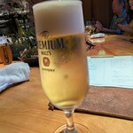 料理とワイン 音音 - プレモルも映える。