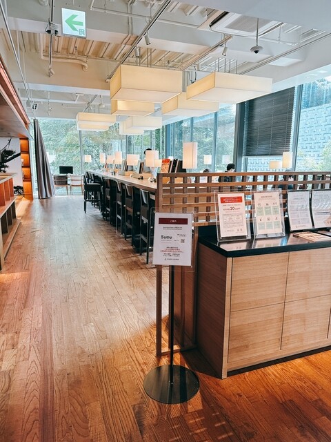 Tsutaya Shared Lounge Daikanyama - Daikan yama/Other | Tabelog